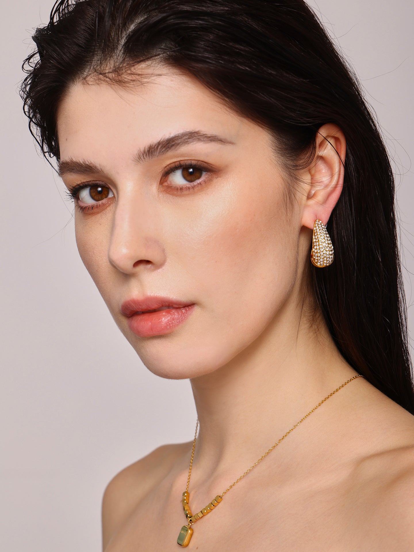 Minimalist Teardrop Earrings - Czech Diamonds Earrings