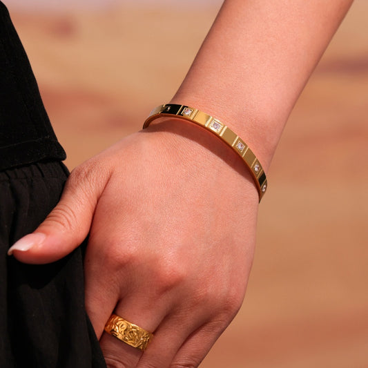 5A Zirconia Full Tennis Bracelet - Ultra Sparkle Diamond-Cut Bangle