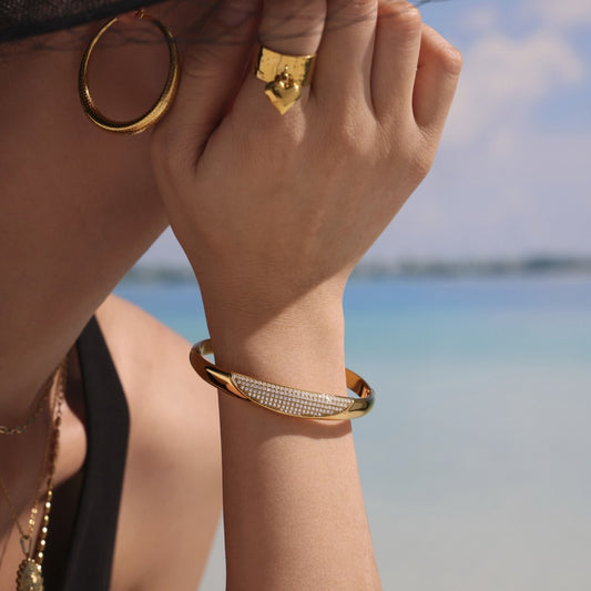 5A Zirconia Starry Sky Bracelet - Luxury Diamond-Cut Bangle