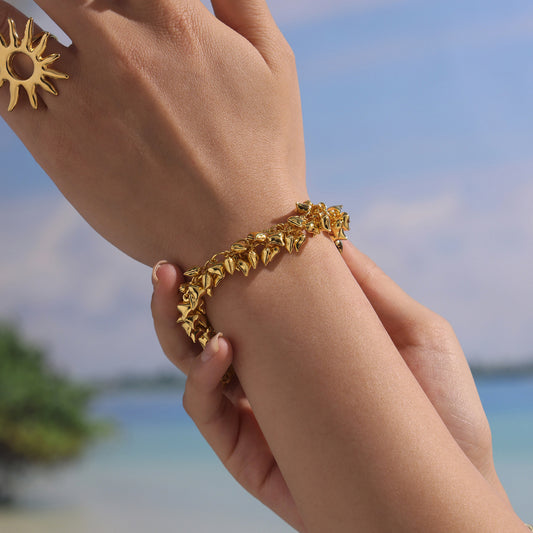 Heart Pendant Chain Bracelet - Edgy Sweet-Cool Charm Necklace