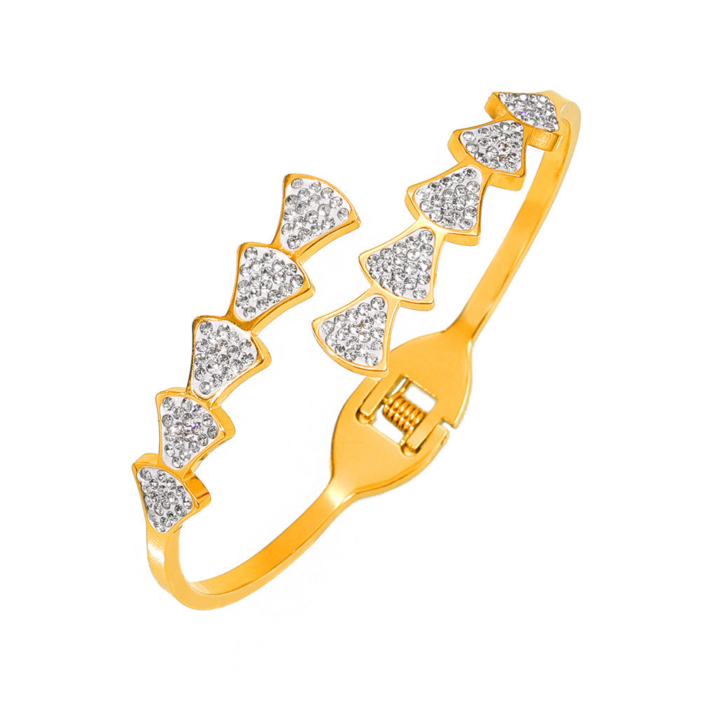 Geometric Skirt-Spring Cuff Bracelet - Diamond-Cut Asymmetrical Bangle
