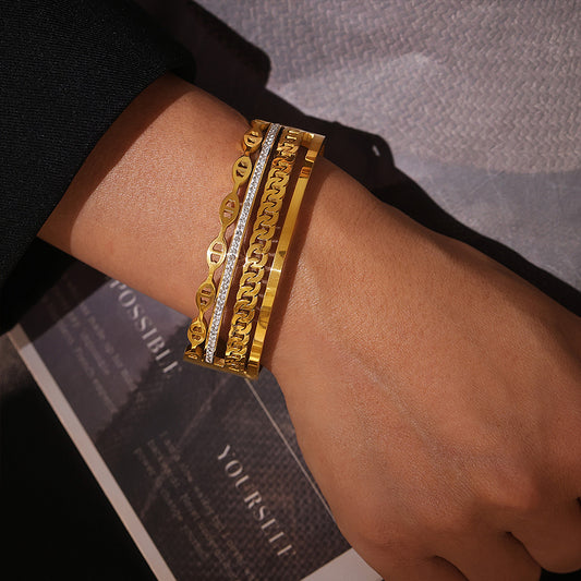 NK Chain Luxury Bracelet - Diamond-Cut Square Clasp Bangle