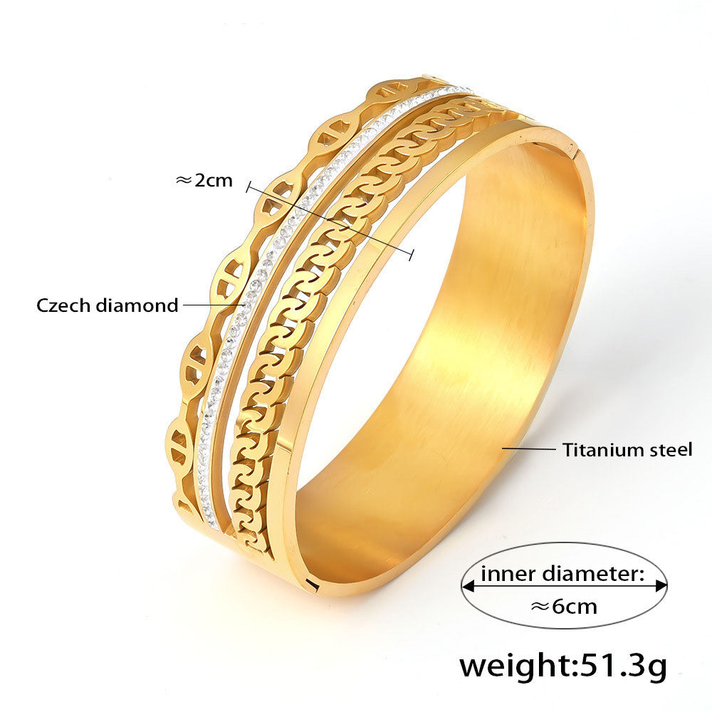 NK Chain Luxury Bracelet - Diamond-Cut Square Clasp Bangle